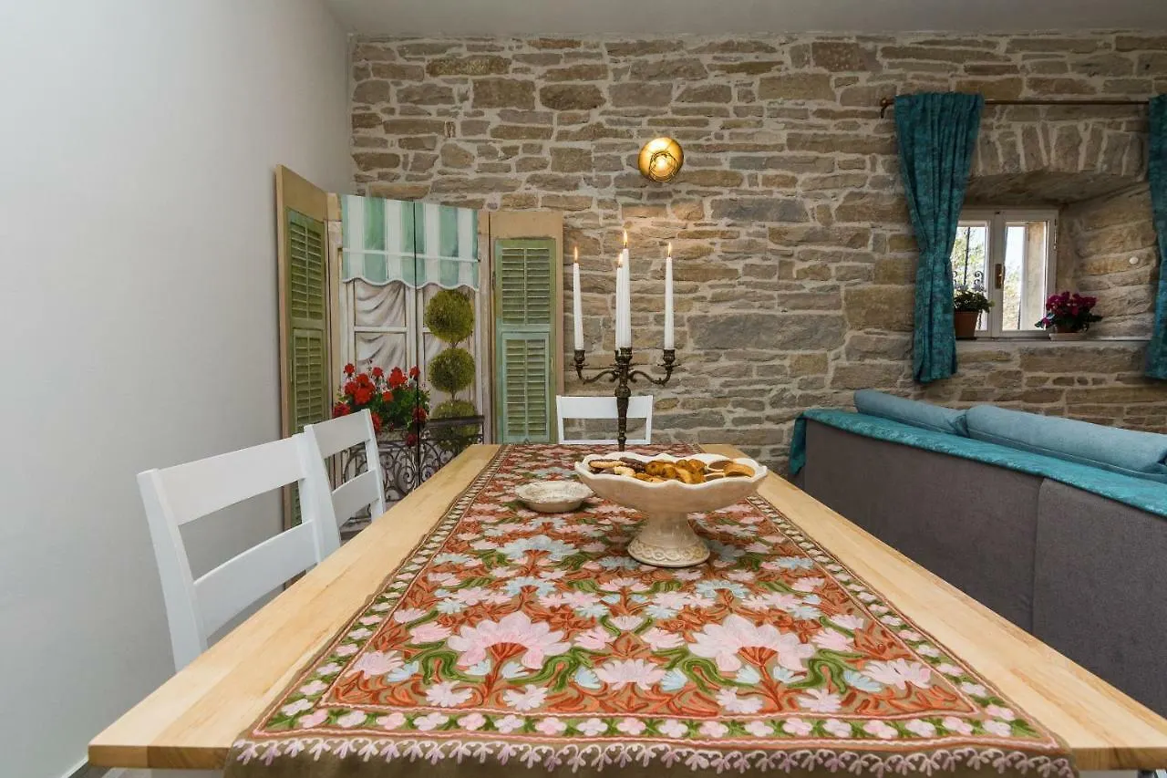 Apartment Nostalgija, Benkovac